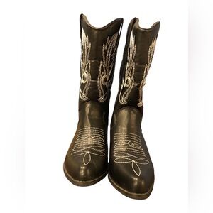 Black Embroidered Western Boots Euro 37 US 6/6.5